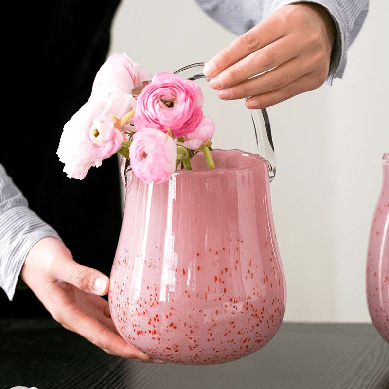 INS风草莓提篮花瓶摆件小众轻奢居家客厅插画餐桌摆件