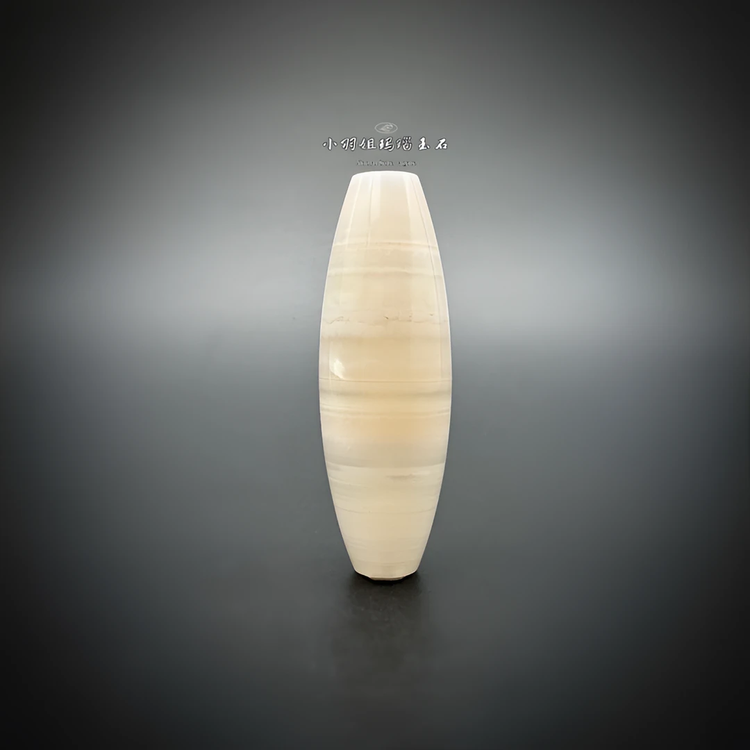 天然缠丝玛瑙满线瓷白线玛瑙勒子 尺寸 43*14.5