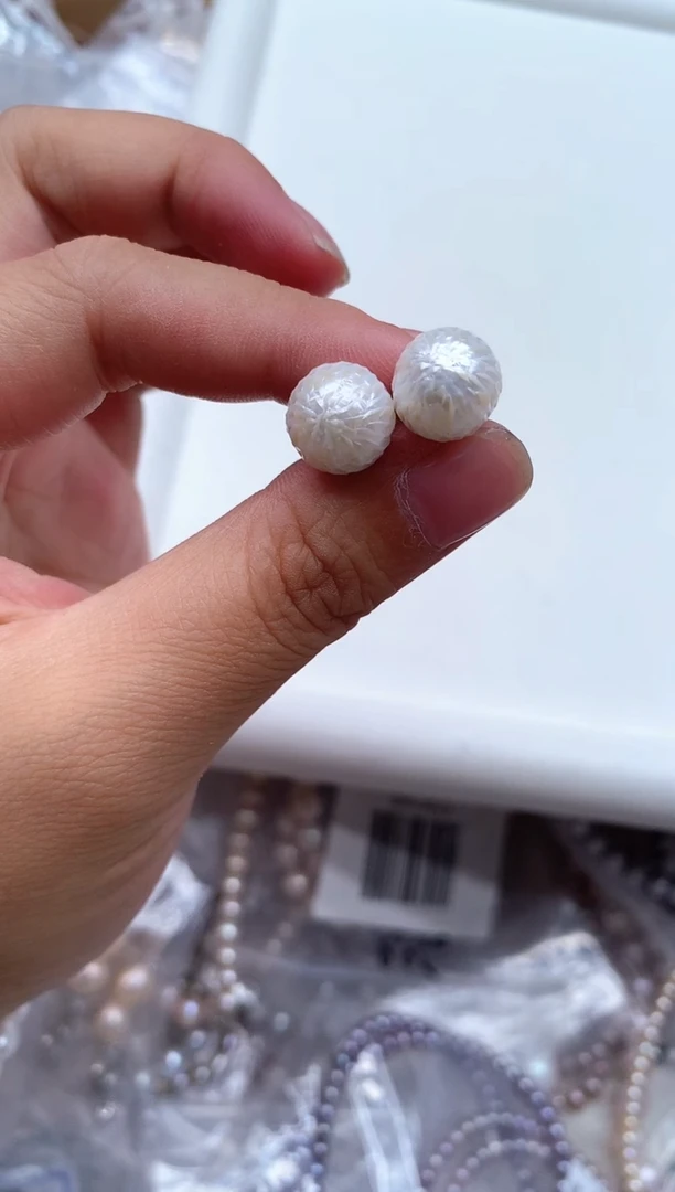 银S925镶嵌耳钉淡水珍珠鼻*虫多样性发其一，非无暇