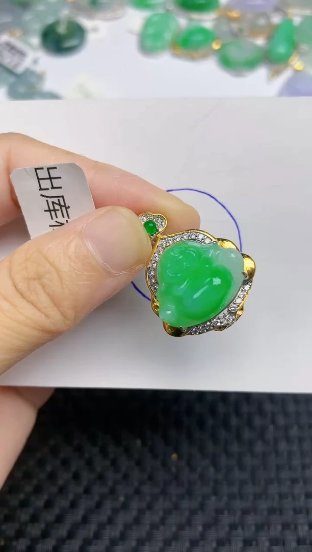 颈饰未镶嵌翡翠天然缅甸A货翡翠百元以上9元证书费自理