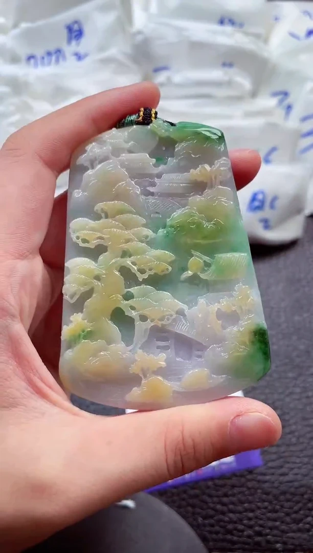 颈饰未镶嵌翡翠00007882