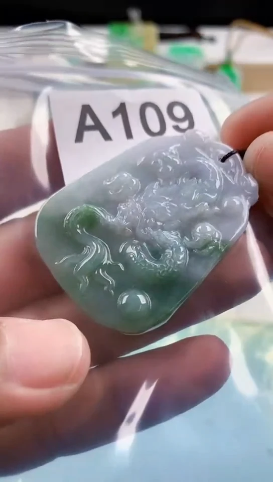 【闪购商品】翡翠挂件未镶嵌天然翡翠吊坠挂件