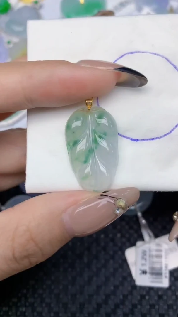 颈饰18K金镶嵌翡翠天然缅甸翡翠a货百元以上9元证书费自理