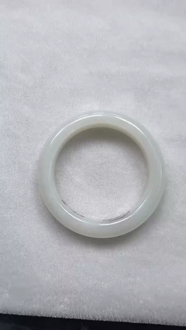 和田玉手镯未镶嵌214圈口55.9