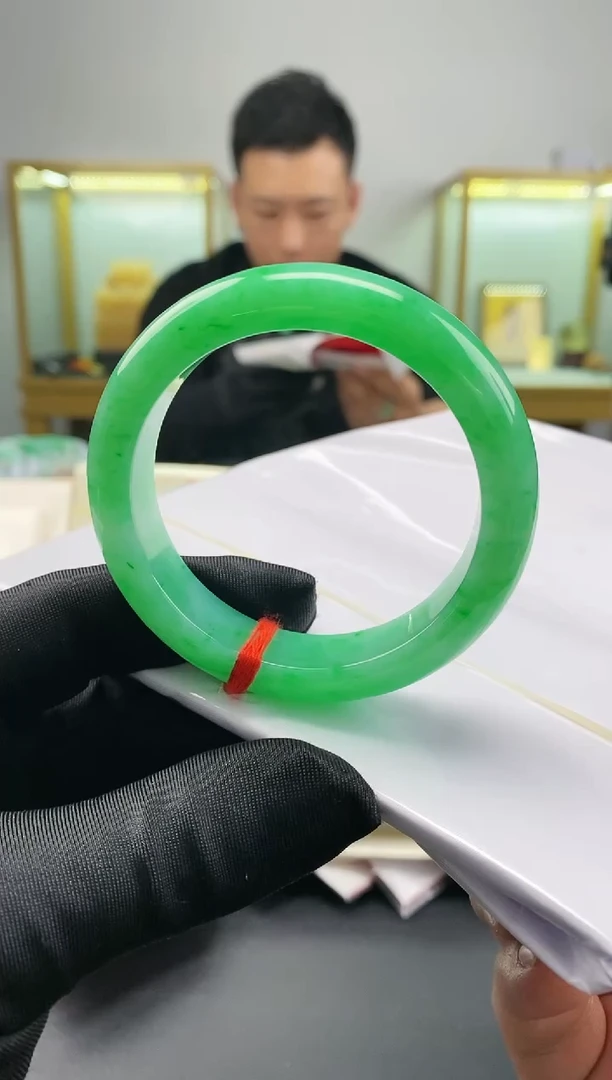 翡翠手镯未镶嵌天然翡翠a货手镯