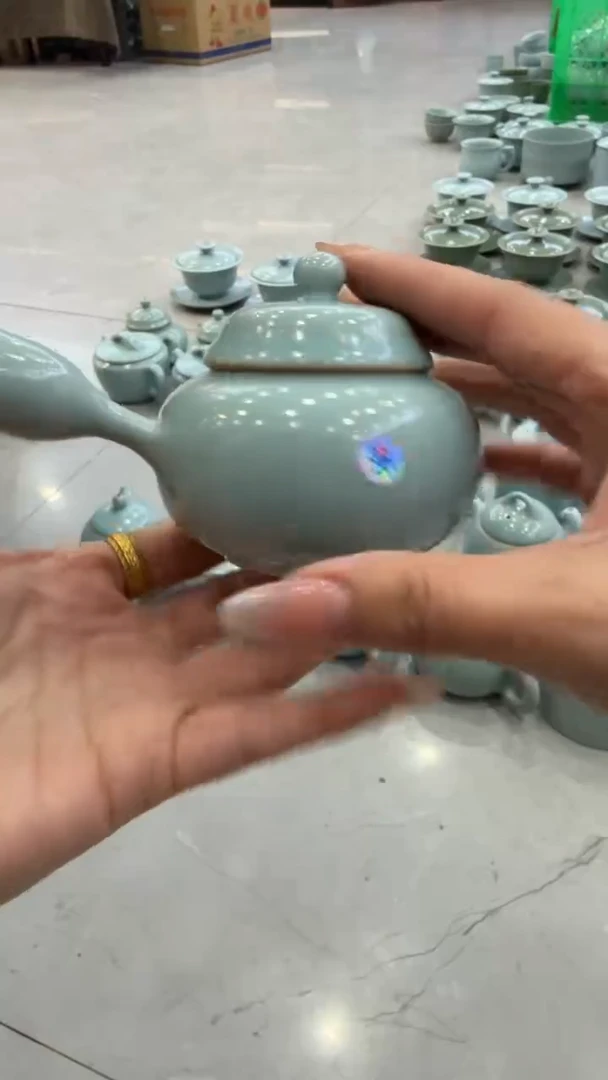 其他仿古侧把壶瑕59