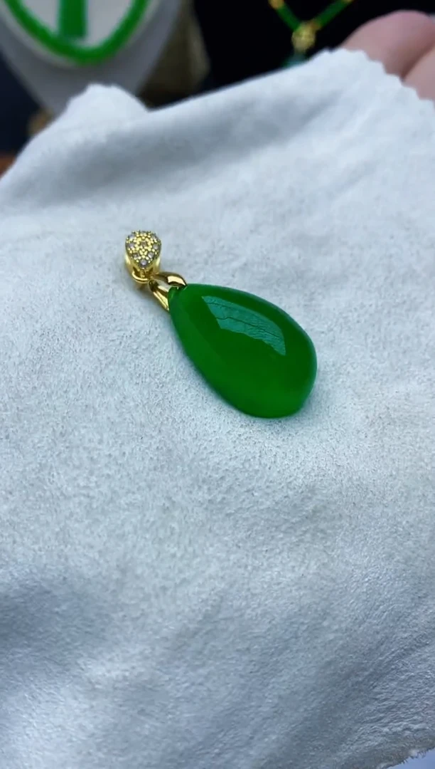 吊坠(不含链)未镶嵌翡翠..