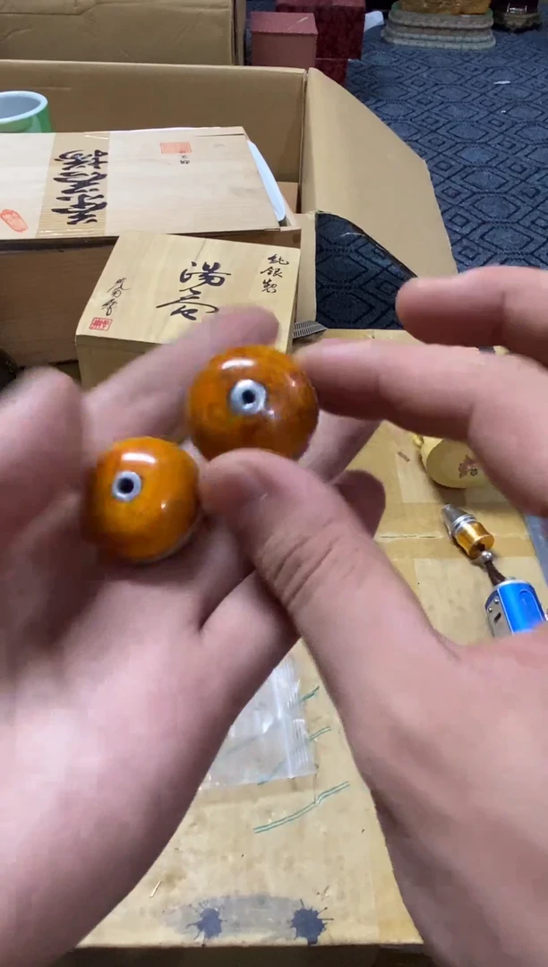 1阿*华精品瓷一物一拍定闪