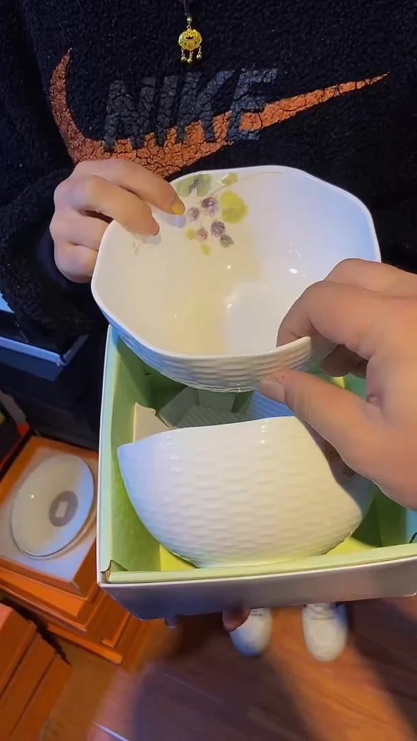 【闪购商品】鸿辉家品牌瓷器，京东包邮！