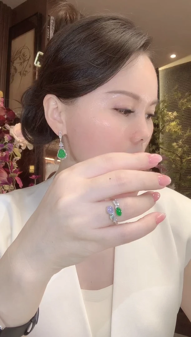 18K金镶嵌戒指翡翠A65