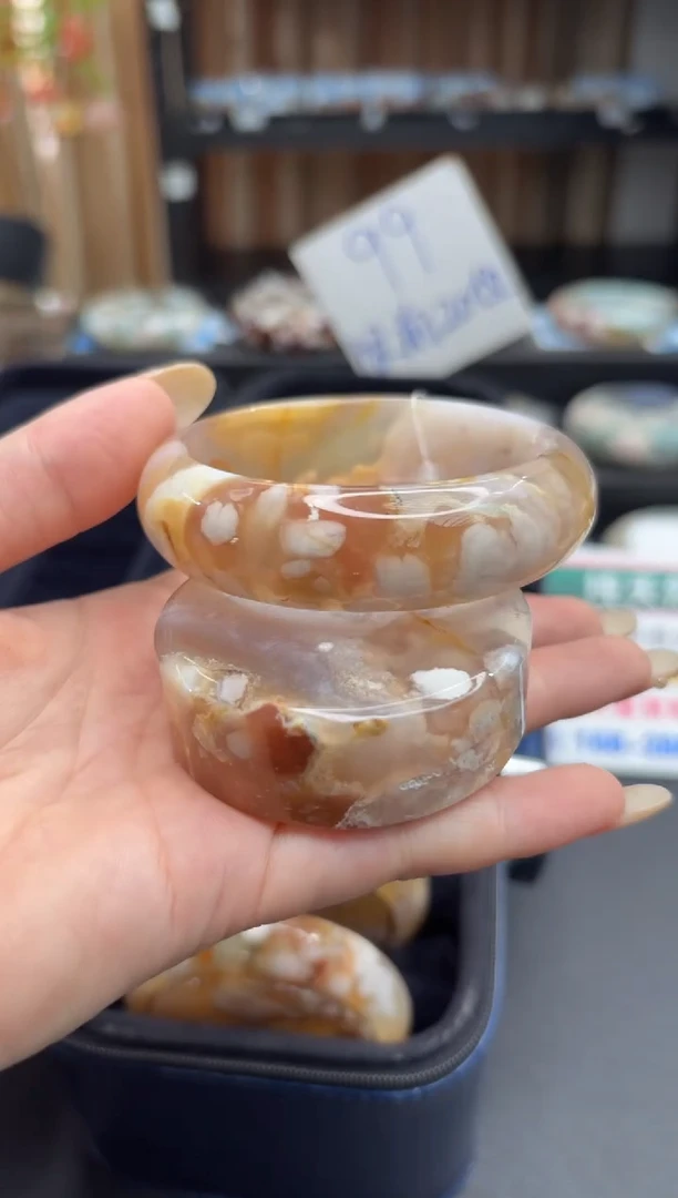 未镶嵌手镯石英质玉C282(56圈赠送镯心)