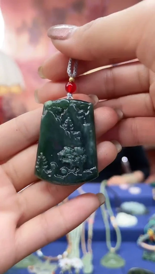 未镶嵌岫玉吊坠·