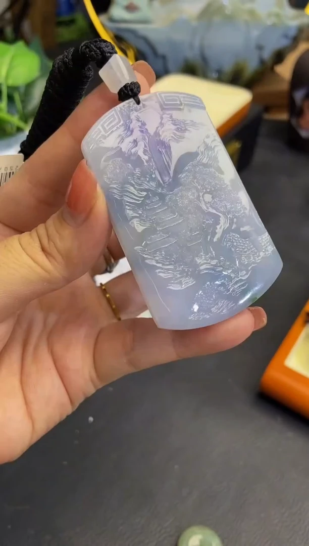 翡翠未镶嵌颈饰缅甸天然翡翠