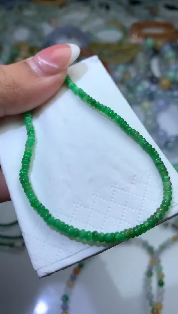 未镶嵌定制翡翠毛货