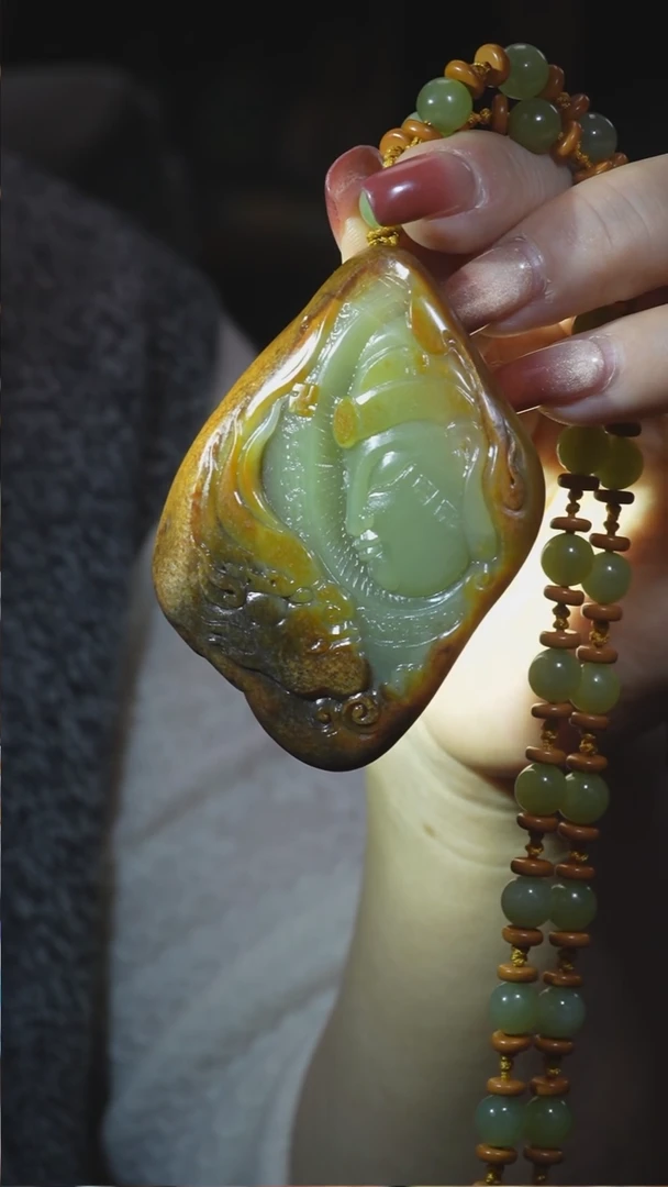 颈饰未镶嵌和田玉一念之间