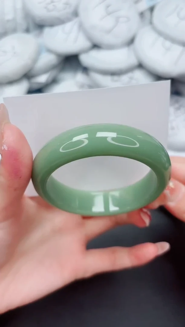 手镯石英质玉未镶嵌M141-55.5