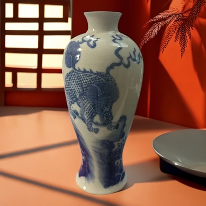 AS10237 清光绪 青花瑞兽赏瓶A03