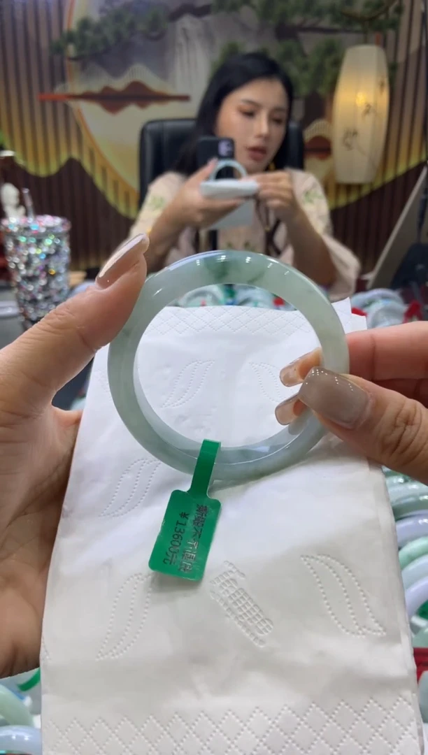 未镶嵌手镯翡翠00005883