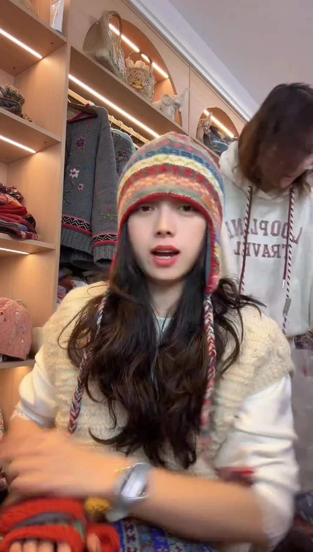 羊毛二*二百羊毛护耳帽B450