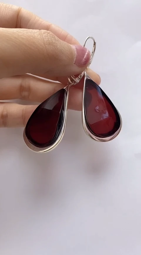 【闪购商品】琥珀裸石银S925镶嵌血珀耳坠