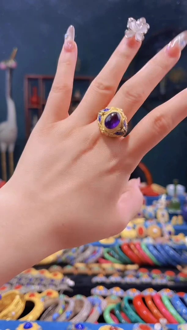 花丝镶嵌戒指紫色