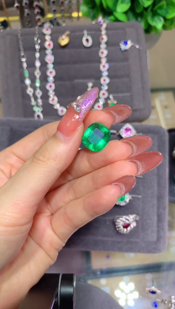 裸石祖母绿9.33CT