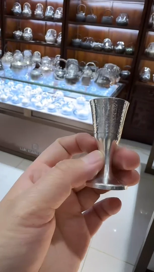 【闪购商品】足银999锤纹高脚小品杯