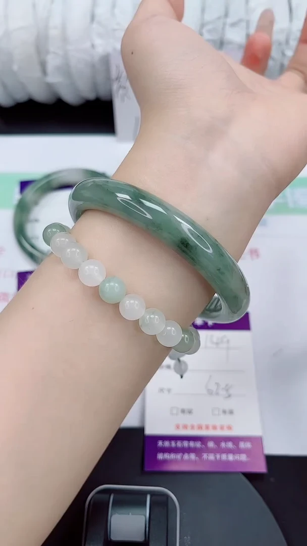 石英质玉手镯未镶嵌149-62/63