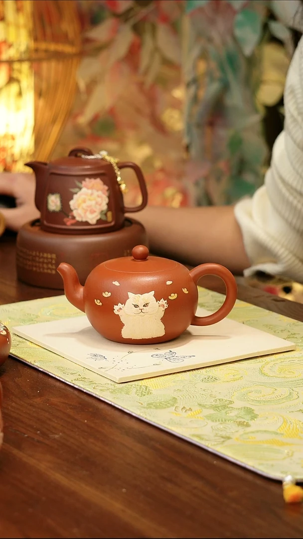 宜兴原矿手工紫砂壶