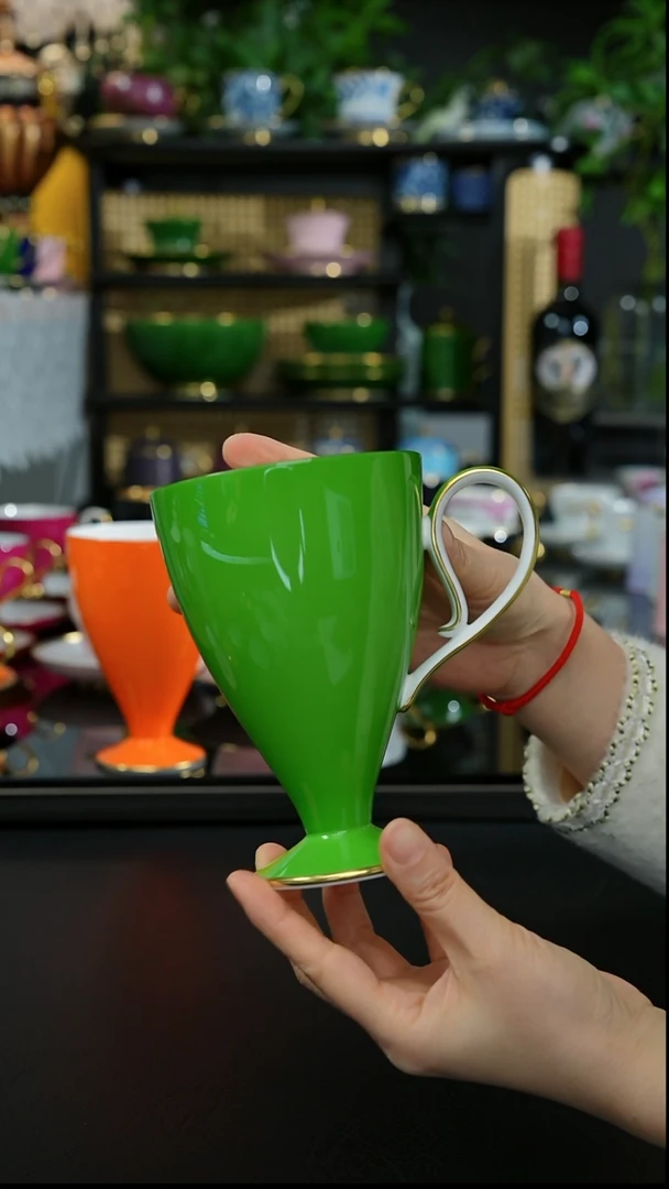 苹果绿马克杯、、、、、