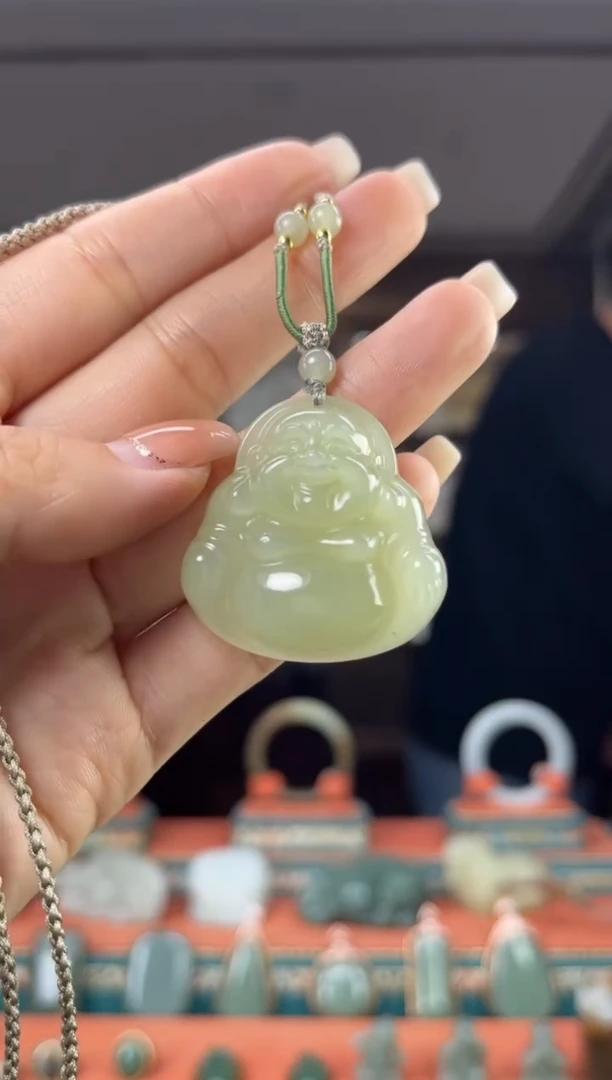 颈饰未镶嵌和田玉佩佩35mm左右