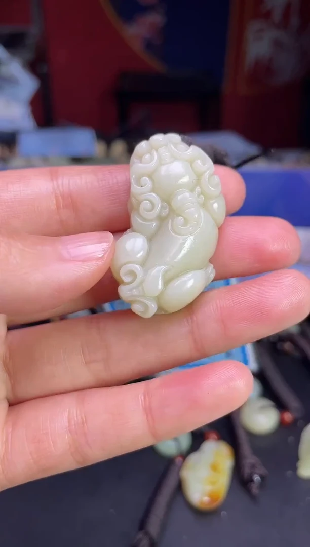 颈饰未镶嵌和田玉1231