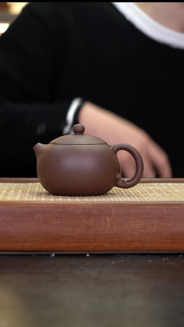 茶壶紫砂  LD   细  底槽清   西施   240cc
