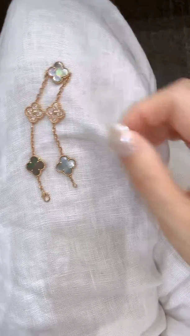 18K金镶嵌手链钻石手链