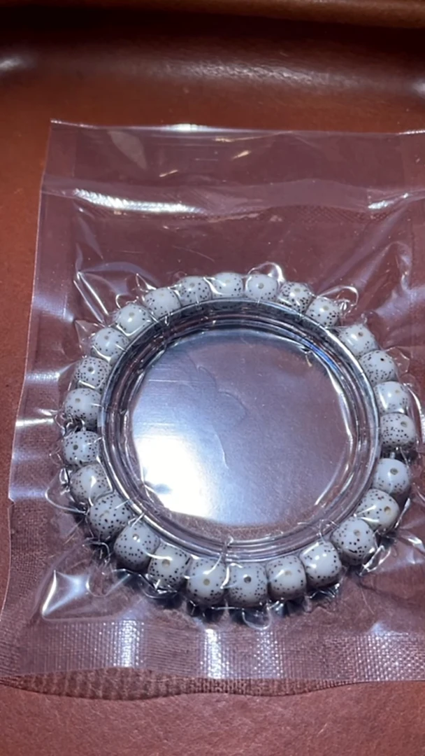 吊坠菩提根/象牙果18SG-007 药师像