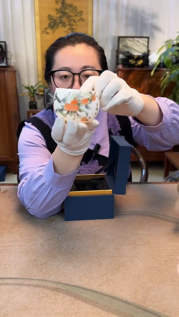 红酸枝木类成套家具安首饰盒