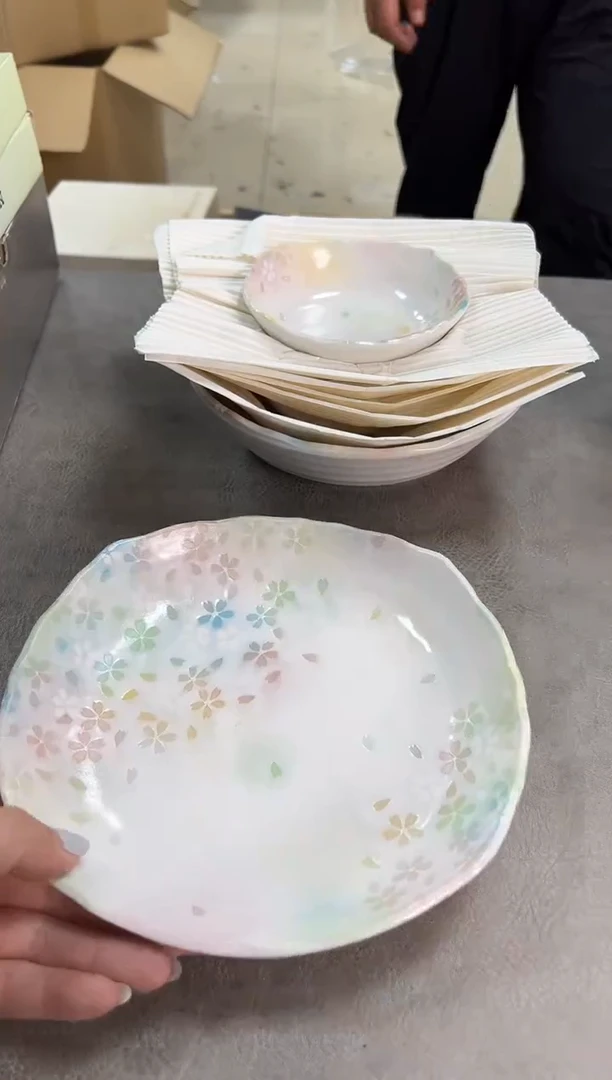 皮小桃瓷器 都是大漂亮