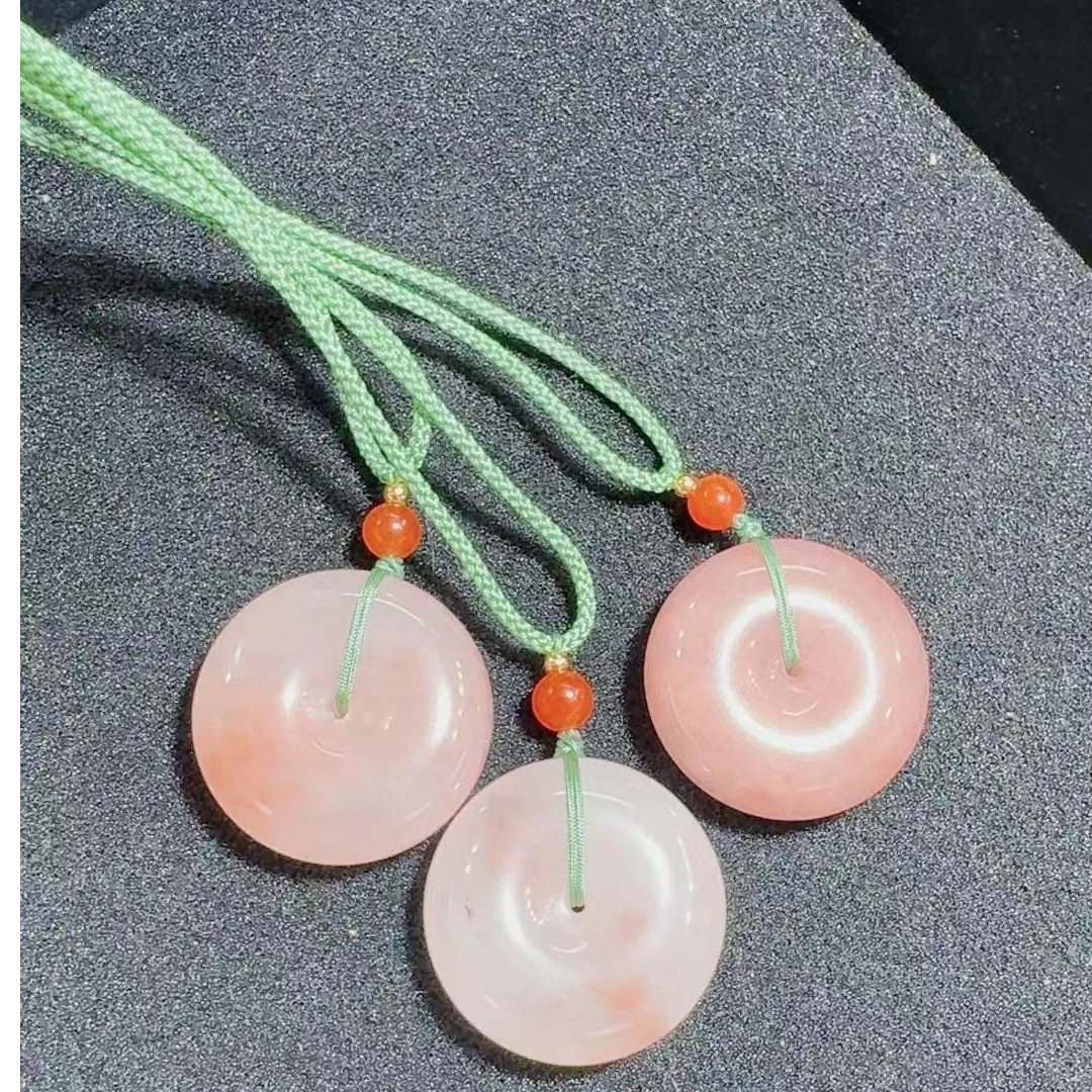 纯天然金丝玉桃花酿平安扣