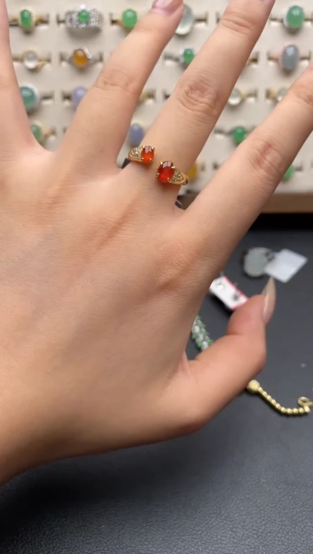 银S925镶嵌戒指翡翠一物一证一礼盒