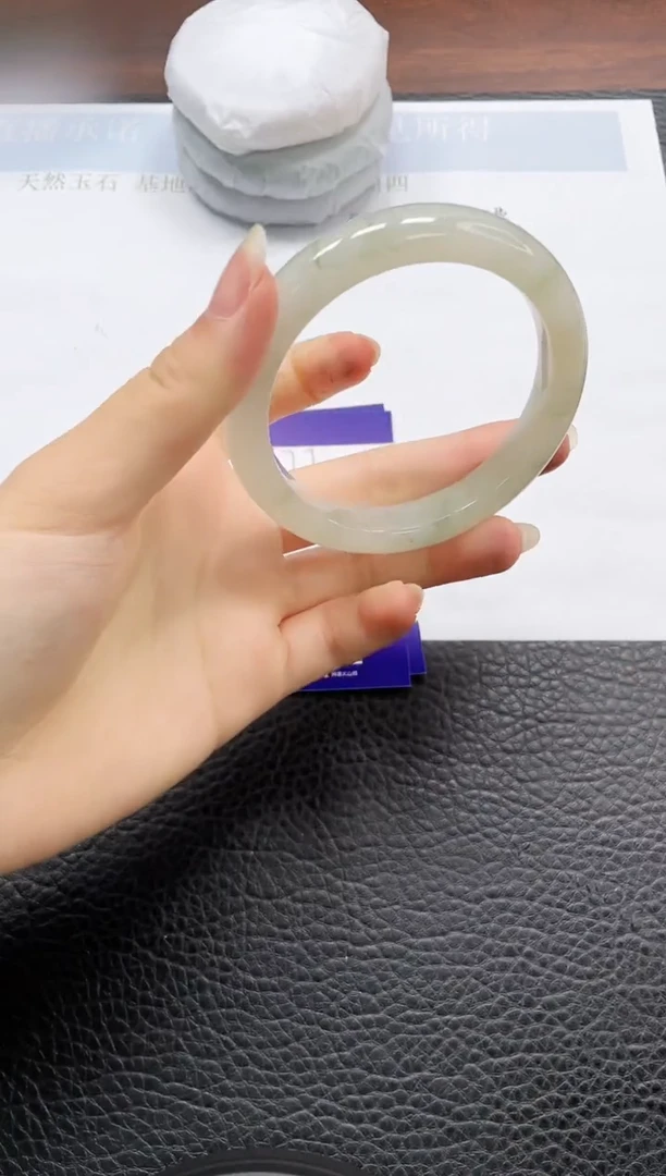 石英质玉手镯未镶嵌177-58