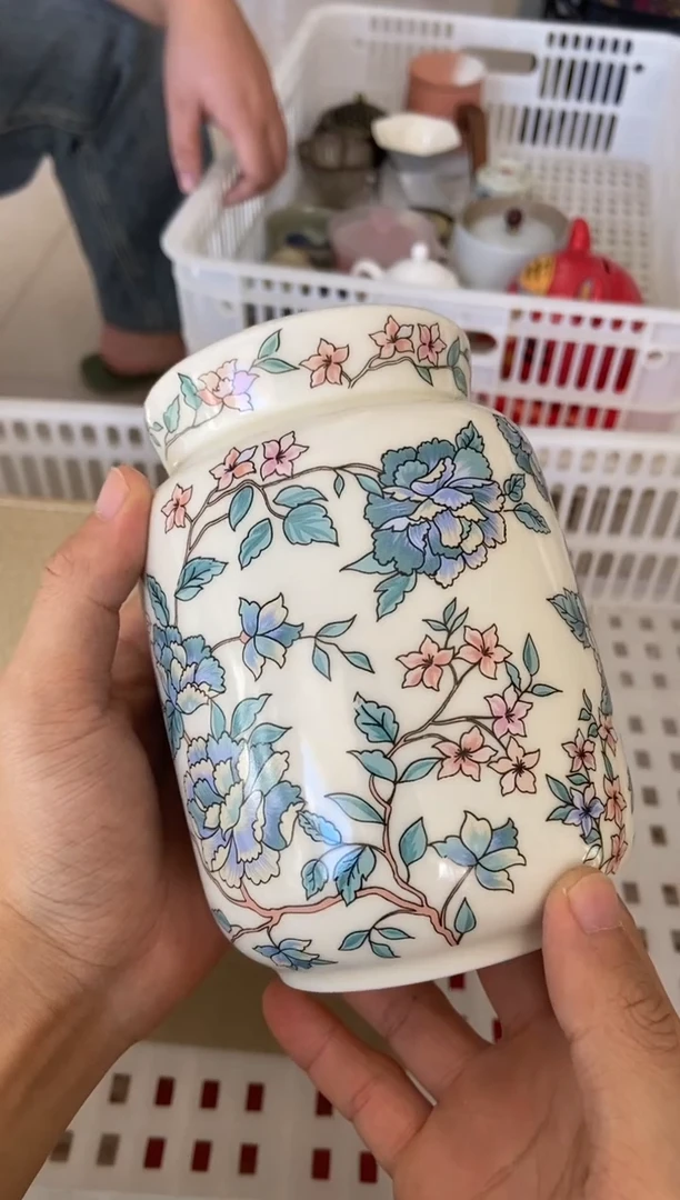 杯无运费险有瑕疵的摄影的产品有使用过的痕迹有点脏介意勿拍