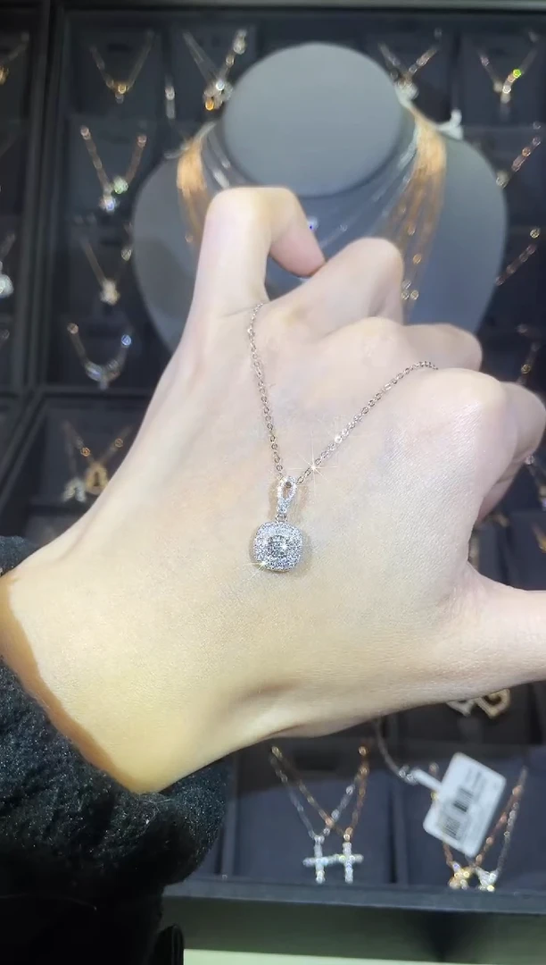 【闪购商品】钻石套链18K金镶嵌18K金白  多人 方糖