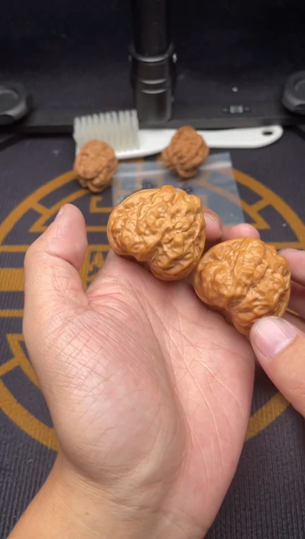 吊坠文玩核桃蛤蟆头41+