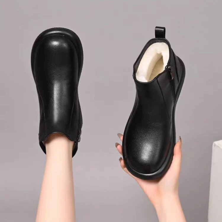 时尚简约百搭潮流马丁靴6688