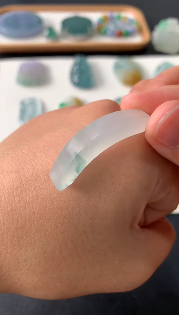 未镶嵌定制翡翠翡翠