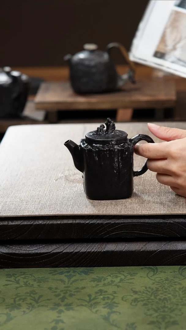 中式归玉堂冰碛岩重工雕刻观山壶