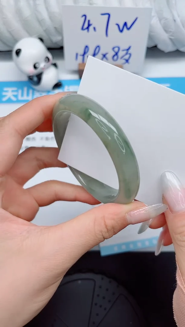 石英质玉手镯未镶嵌186-56