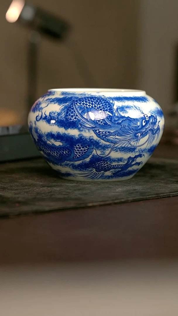 手绘手绘高温现代瓷 气  点工苍龙水洗700C