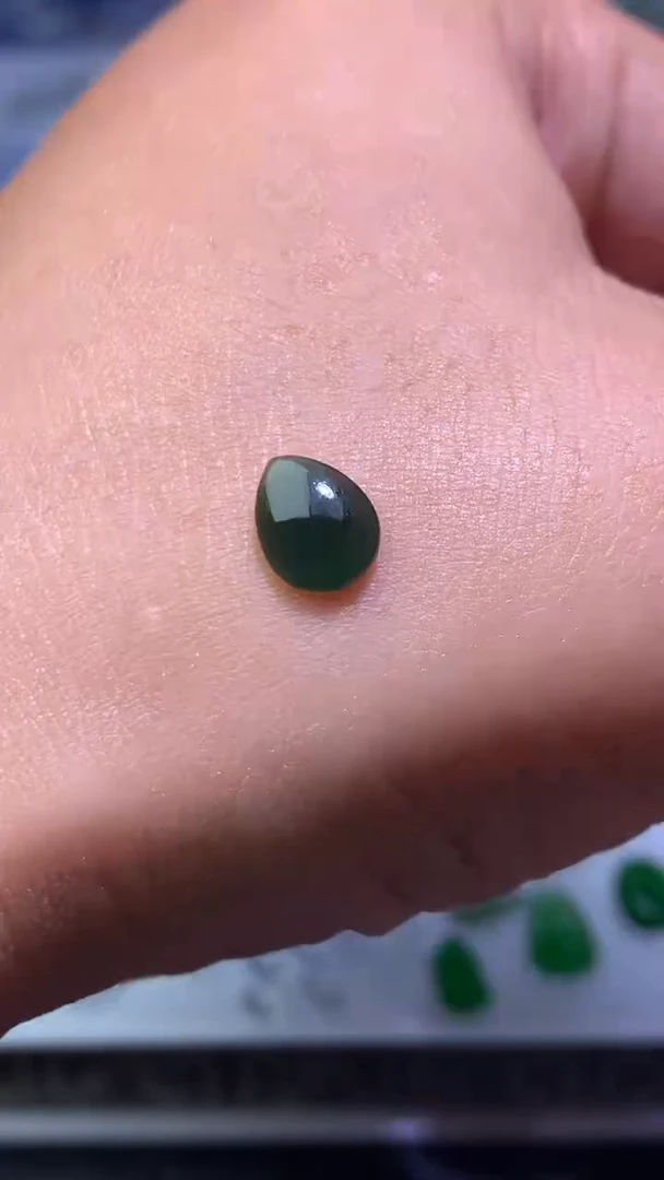 未镶嵌定制翡翠毛货