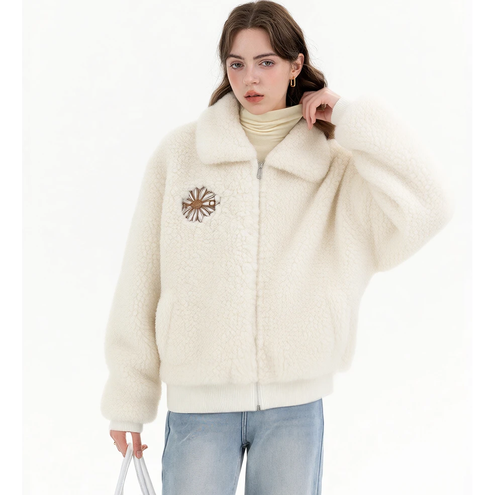 Mardi玛尔帝雏菊刺绣仿羊羔绒韩系翻领宽松秋冬外套EF506